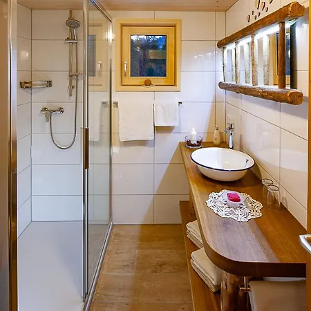 Alps Hoamat Ferienchalet * Mellau