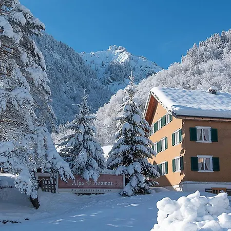 Alps Hoamat Ferienchalet * Mellau